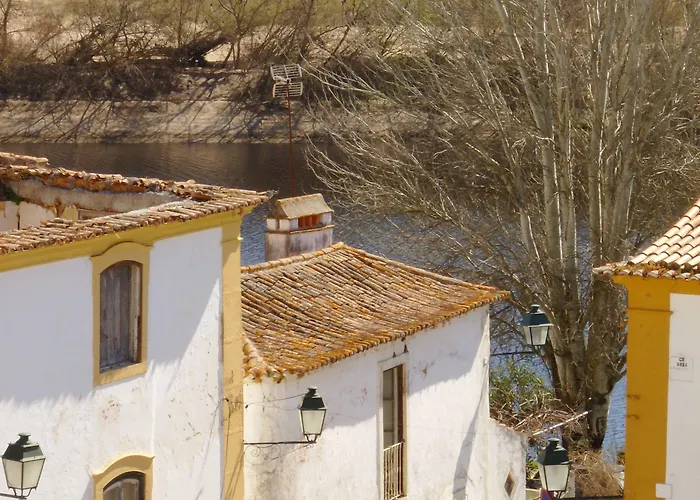 Casa Joao Chagas Guesthouse, Constancia, By Viva A Vida - Alojamentos E 3* Constância